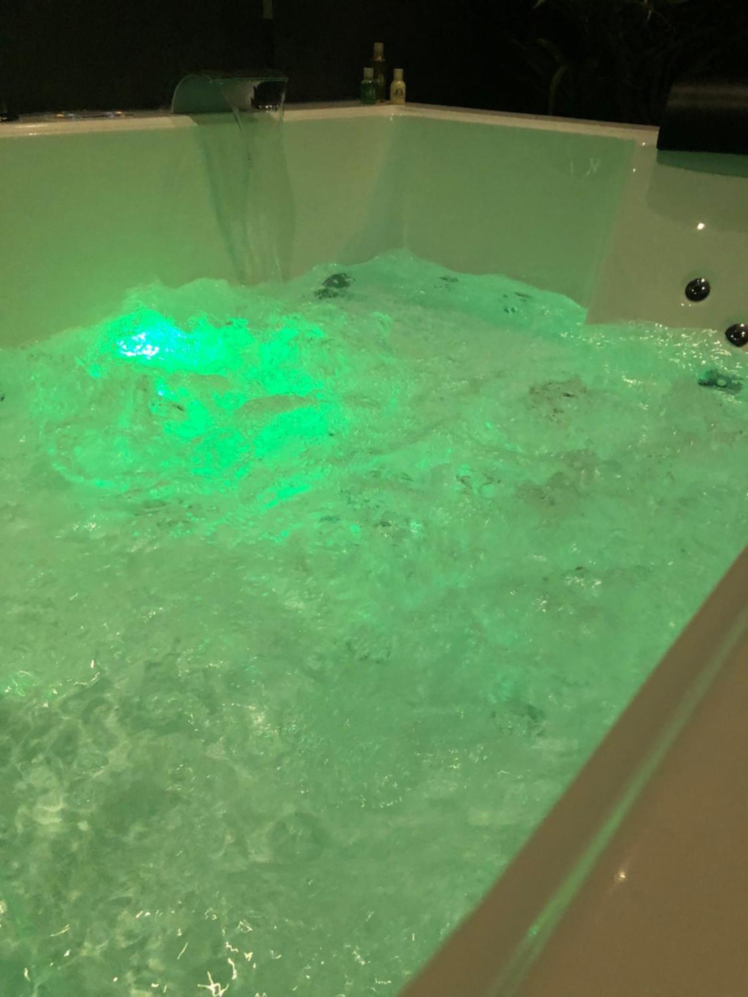 Appart-Hotel De Standing Avec Jacuzzi Privatisable En Option Périgueux Dış mekan fotoğraf